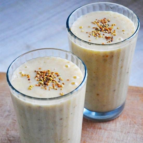Banana and Apricot Smoothie