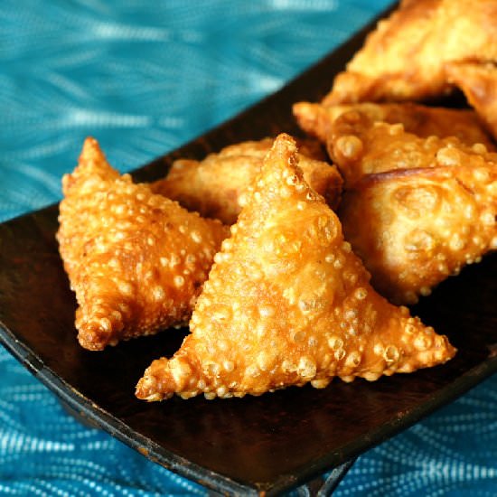 Nariyal Samosa