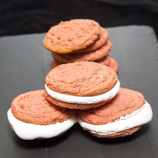 Strawberries & Cream Cookies