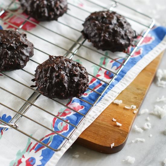 Cocoa Rouge Macaroons