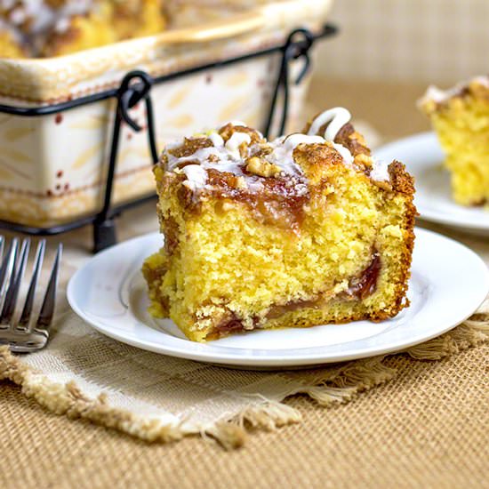 Apple Cinnamon Breakfast Cake