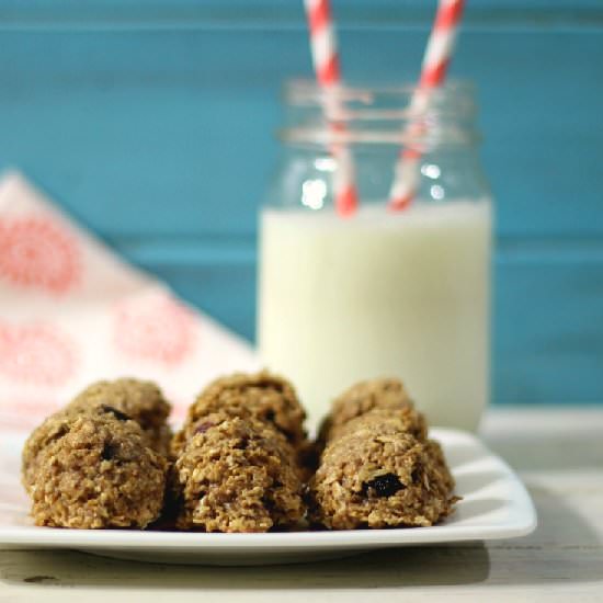 Almond Crunch Breakfast Cookies