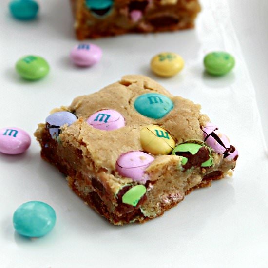 M&M Cookie Bars