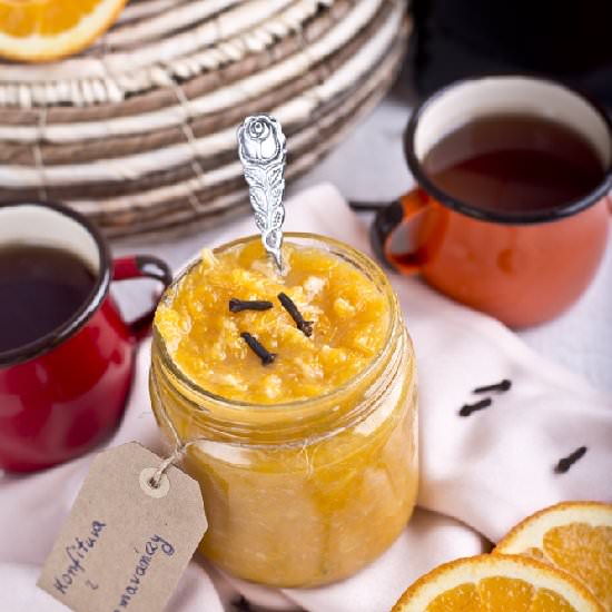 Candied orange with cloves
