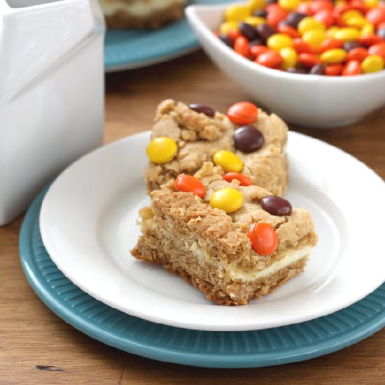 Peanut Butter Cookie Cheesecake Bar
