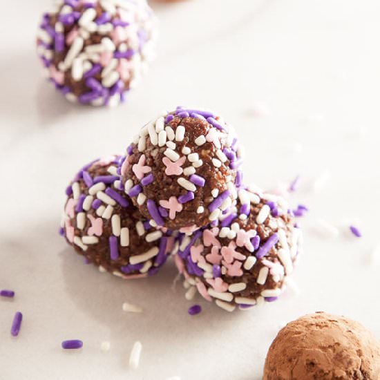 Chocolate Peanut Butter Powerballs
