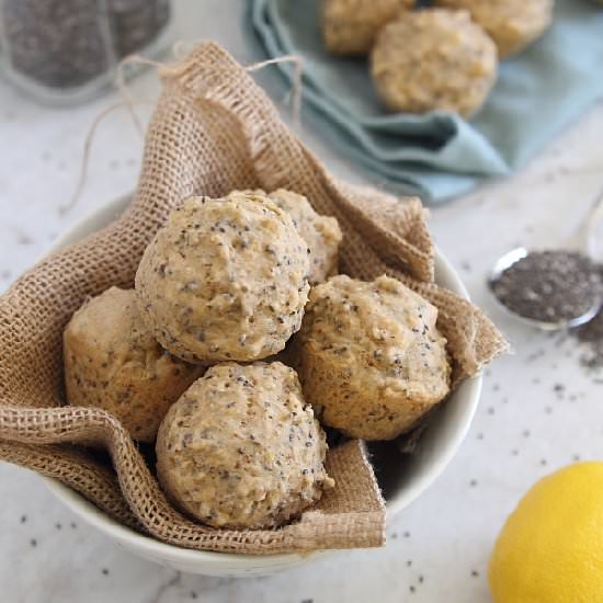 Lemon Chia Mini-Muffins
