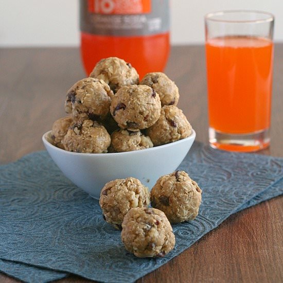 Peanut Butter Granola Bites