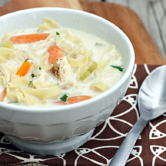 Creamy Slow Cooker Chicken Soup