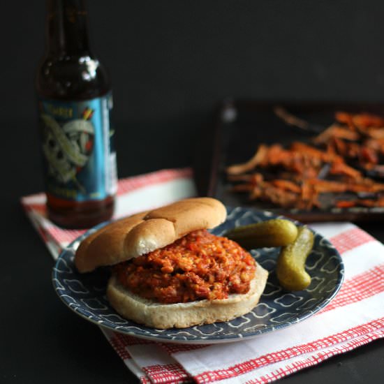 Vegan Tempeh Sloppy Joes