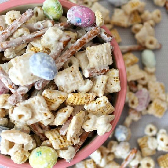 White Chocolate Party Mix