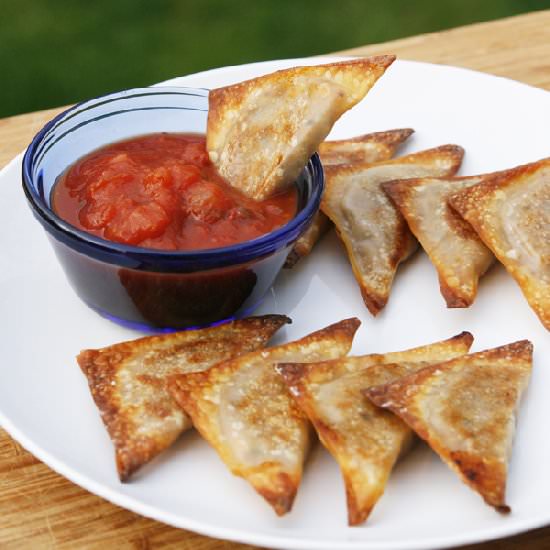 Baked Loaded Nachos Wontons
