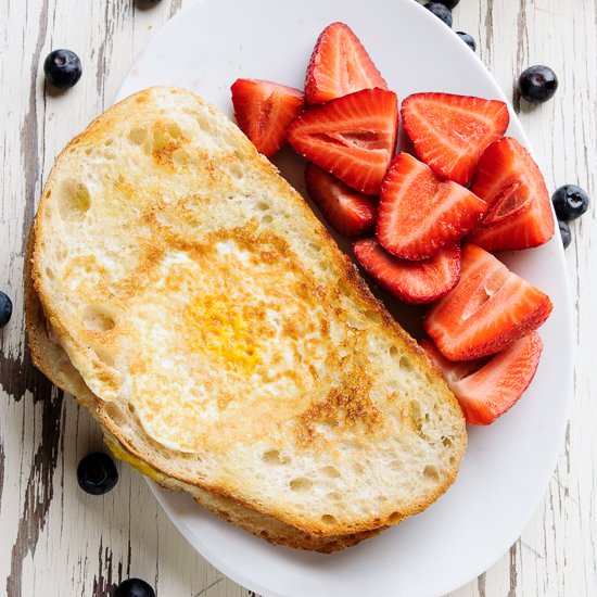 Grilled Cheese Egg in the Hole