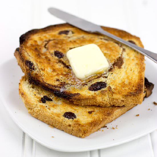Homemade Cinnamon Raisin Bread