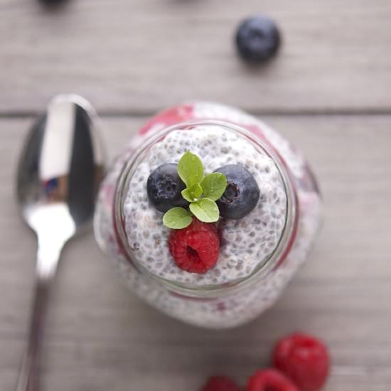Vanilla Berry Chia Pudding