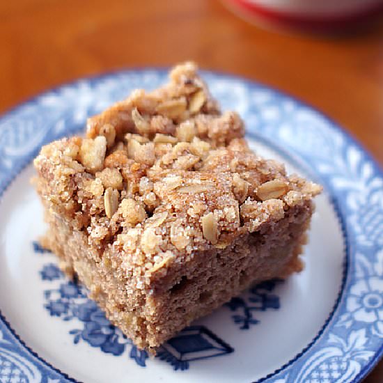 Apple-Cinnamon Coffee Cake