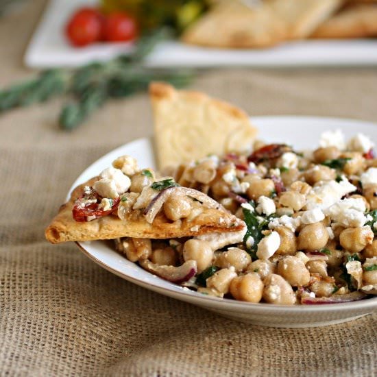 Mediterranean Chickpea Salad