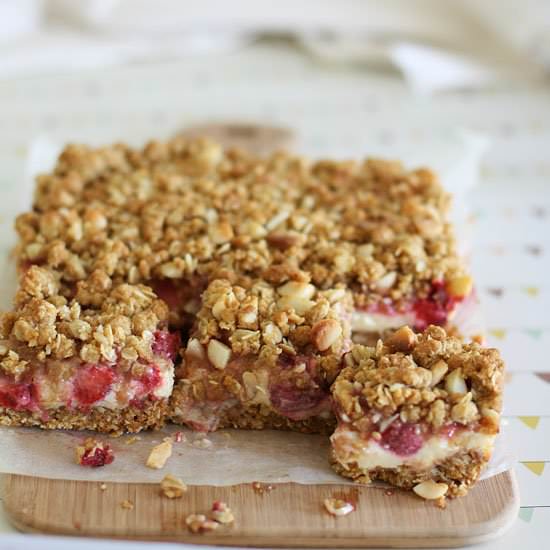 Lemon Strawberry Crumb Bars