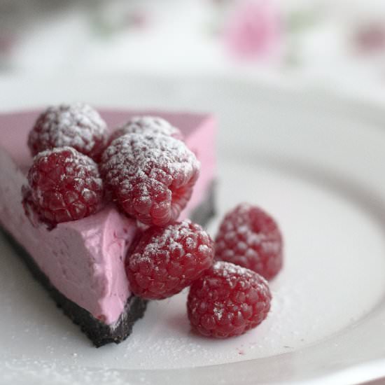 Red Berries and Oreo Cheesecake