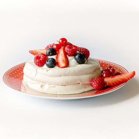 Red Fruits Pavlova