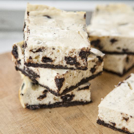 Oreo Cheesecake Bars