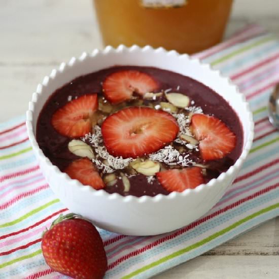 Acai Breakfast Bowl