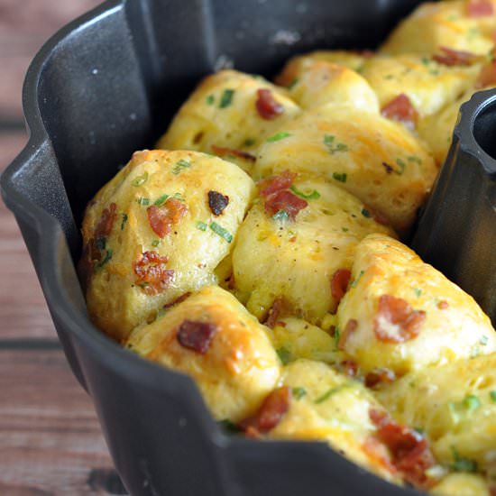 Breakfast Pull-Apart Bread