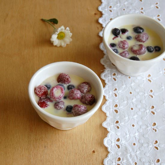 Iced Berries with Limoncello White