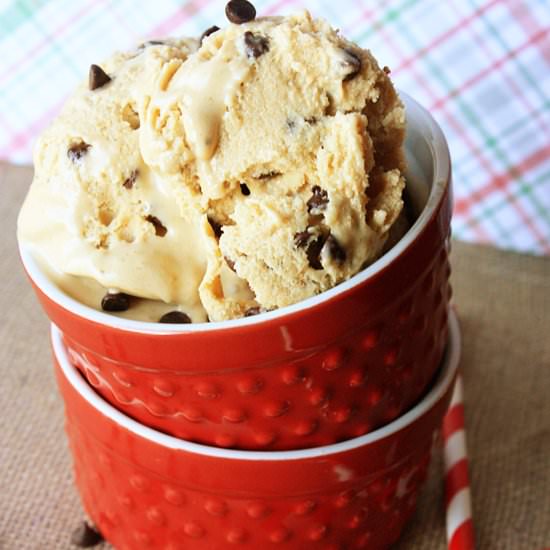 Peanut Butter Banana Frozen Yogurt
