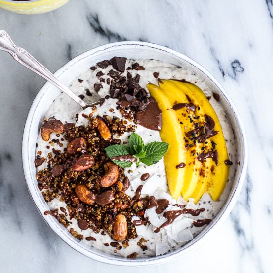 Coconut Banana Oats Smoothie Bowl