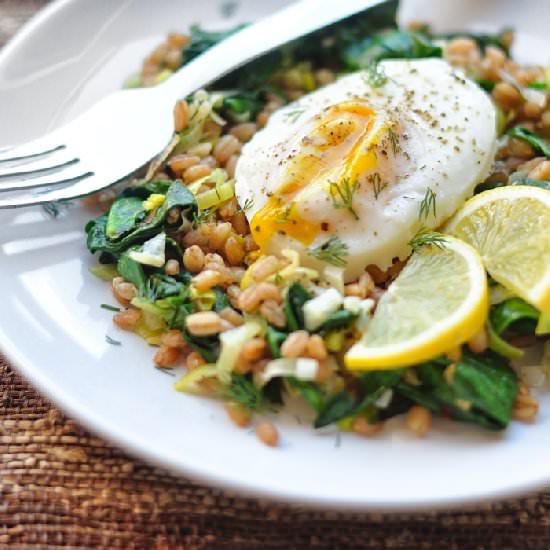 Breakfast Farro with Leeks and Spinach