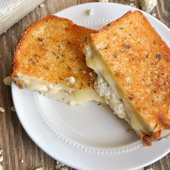 Pear Gorgonzola & Brie Grilled Chee