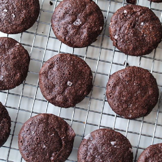 Mini chocolate hazelnut cakes