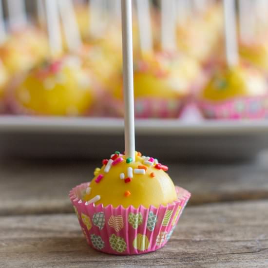 Easy Donut Hole Cake Pops