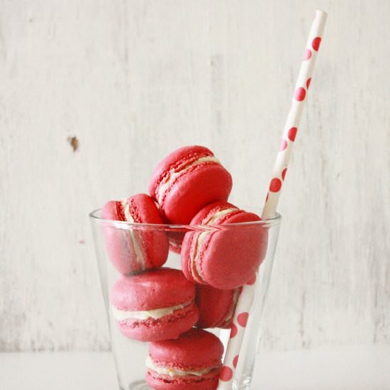Macarons with Lemon Buttercream