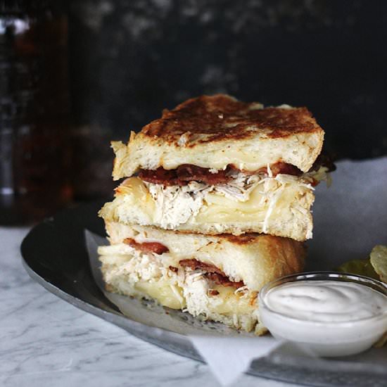 10 Grilled Cheese Sandwiches