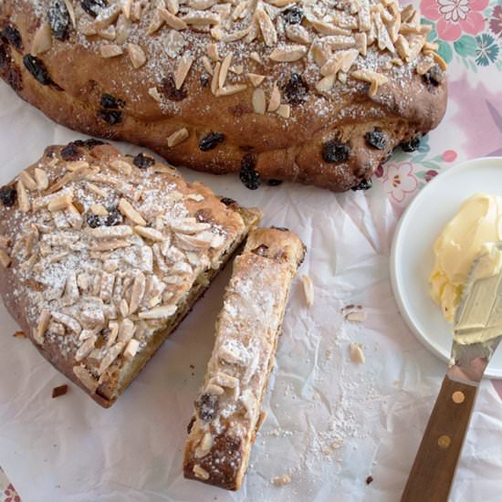 Raisin and Almond Easter Bread