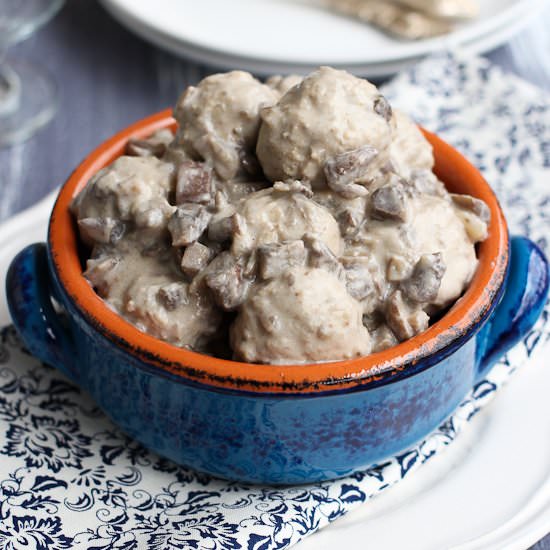 Turkey Meatballs in Mushroom Sauce