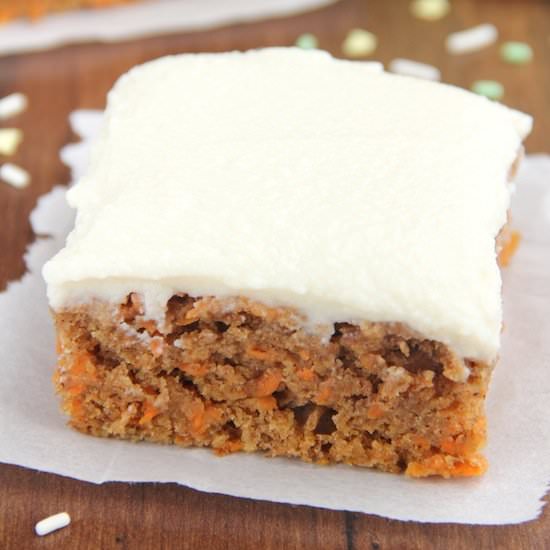 Classic Clean-Eating Carrot Cake