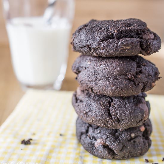 Chocolate Cookies with Avocado