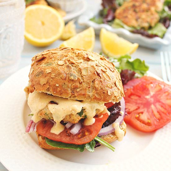 Salmon tuna burgers