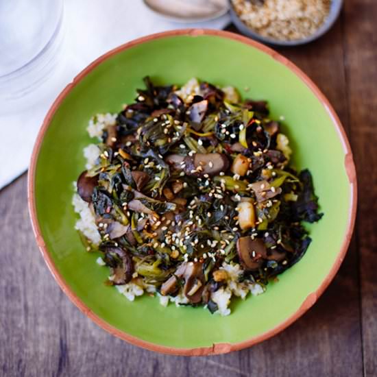 Baby Bok Choy and Mushroom Stir-Fry