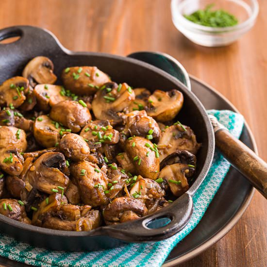 Steakhouse Roasted Mushrooms