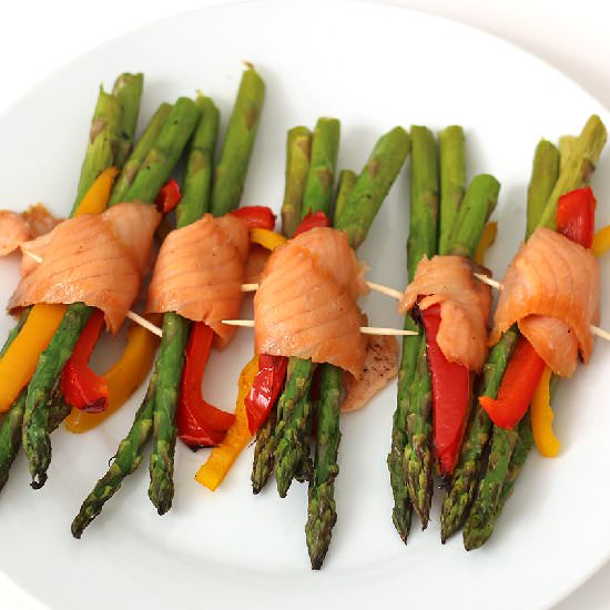 Salmon Asparagus Bundles