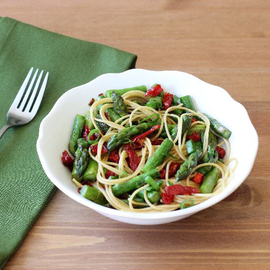 Asparagus & Sun-dried Tomato Pasta