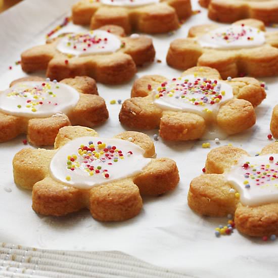 Iced Citrus Shrewsbury Biscuits