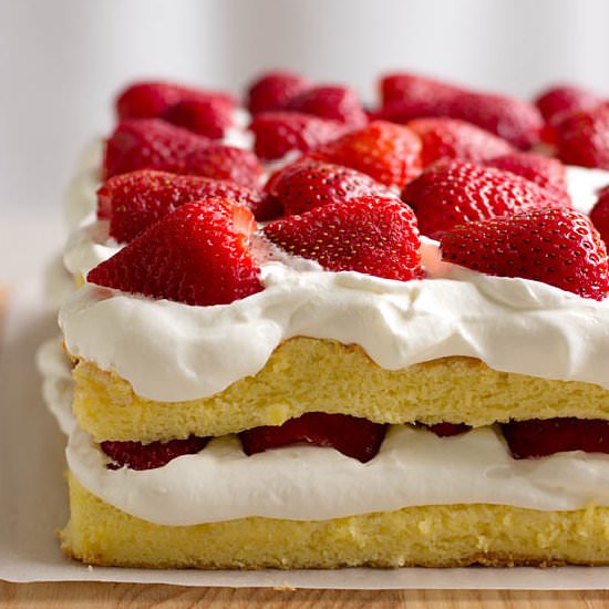Strawberry Sponge Cake