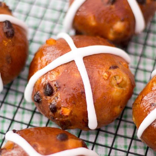 Chocolate Chip Hot Cross Buns