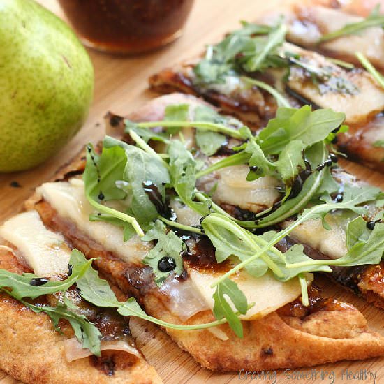 Pear Prosciutto Arugula Pizza
