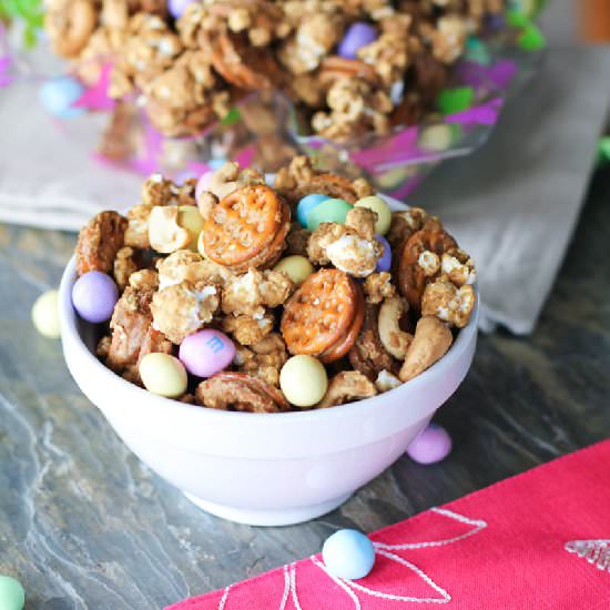 Caramel Peanut Butter Popcorn